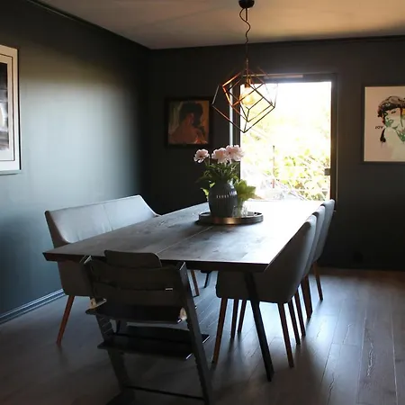 Family Living * Bergen