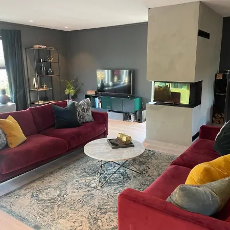 بيت للعطل Family Living برغن